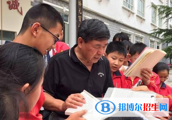 云南昭通第一中学2022年招生办联系电话