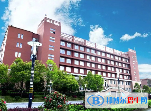 萍乡卫生职业学院五年制大专历年招生录取分数线