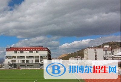 迪庆学校图一