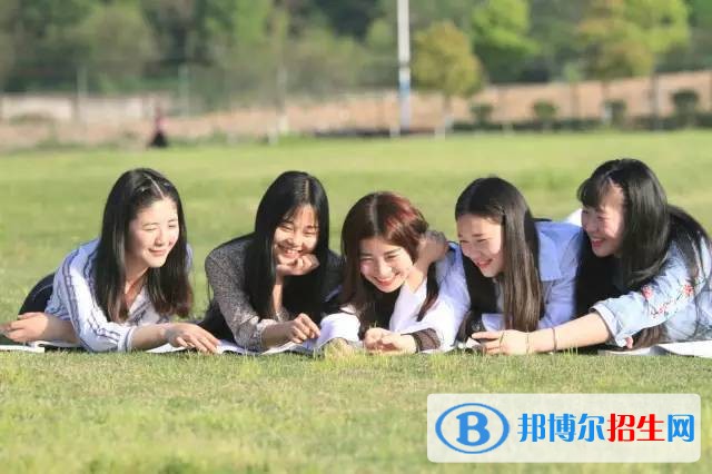 江西医学高等专科学校五年制大专2021年招生办联系电话