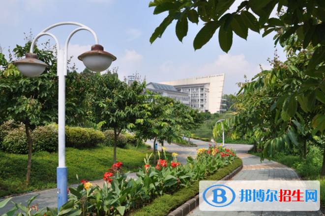 广东轻工职业技术学院五年制大专学校是几专