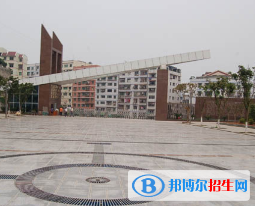 重庆丰都中学2022年学费、收费多少