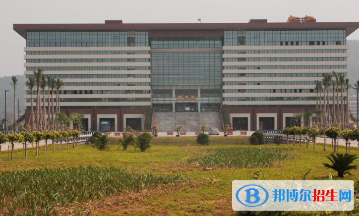 广东职业技术学院五年制大专2021年招生办联系电话