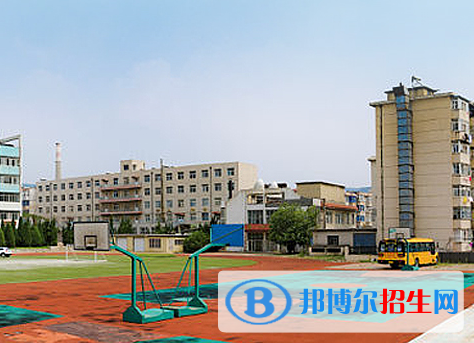 湖北汽车工业实验技工学校6