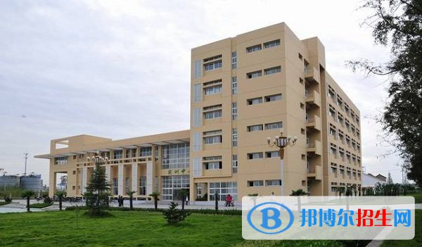 四川2020年读铁路学校需要什么证件