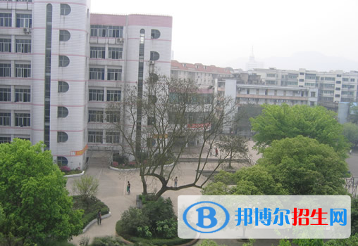 重庆合川职业教育中心2020年招生办联系电话