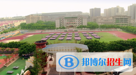 重庆2020年初中生能上铁路学校吗