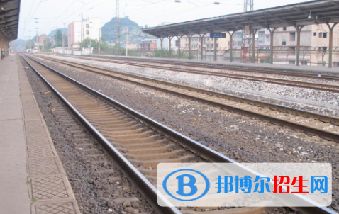 重庆2022年适合男生的铁路学校专业