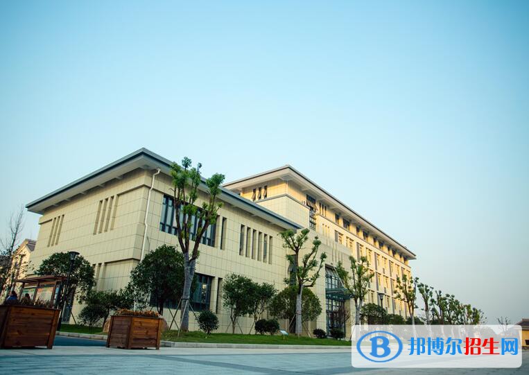 龙游县职业技术学校2020年报名条件、招生要求、招生对象
