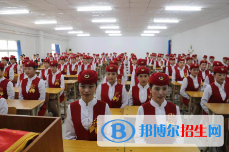 重庆2022年女生上铁路学校学什么好