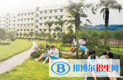 重庆2022年铁路学校和职高哪个好