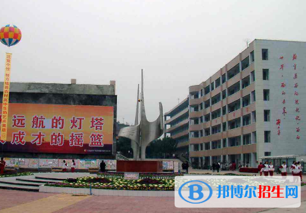 四川江安中学2022年报名条件、招生要求及招生对象