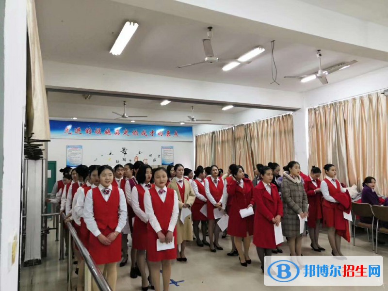 南京市2020年中学毕业读什么铁路学校