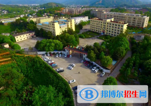 萍乡工业中等专业学校2020年招生办联系电话