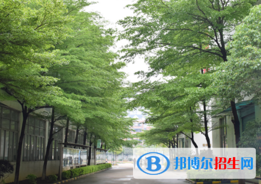 广州华风技工学校2020年招生办联系电话