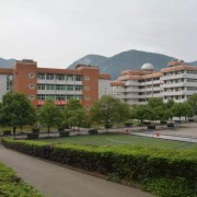 长阳职教中心2022年宿舍条件