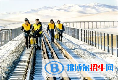 武汉2020年读铁路学校有什么专业