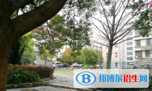 武汉军需工业技工学校