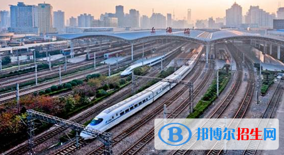 武汉2020年男生初中毕业上铁路学校