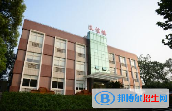 重庆2021年汽修学校有女生吗