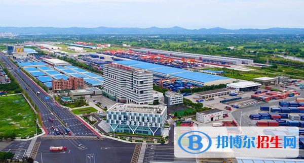 成都2020年铁路学校是什么意思