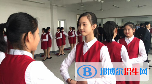 金昌2020年女生读铁路学校怎么样