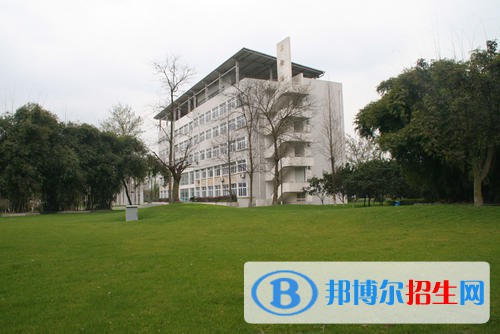 四川电力职业技术学院2020年招生办联系电话