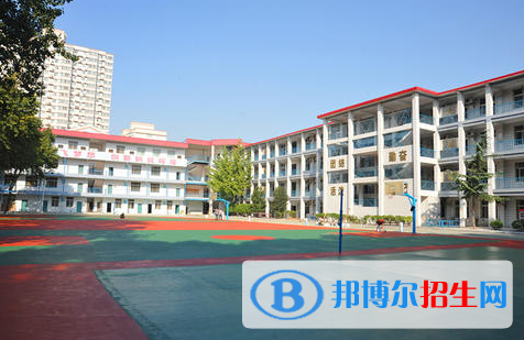 西安庆安中学2020年学费、收费多少