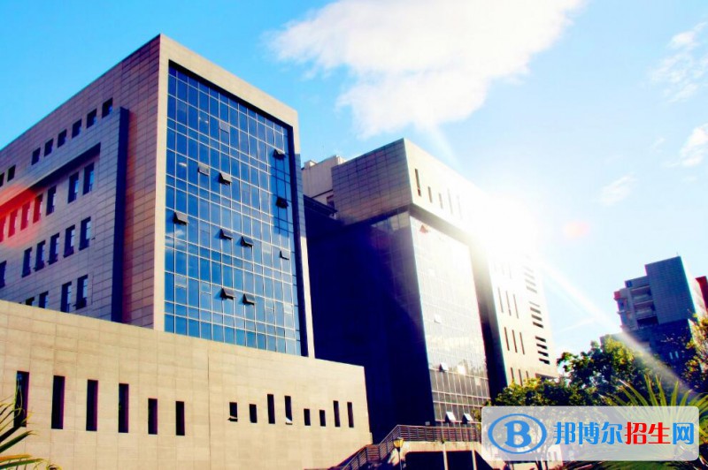 重庆工业职业技术学院2020年报名条件、招生要求、招生对象