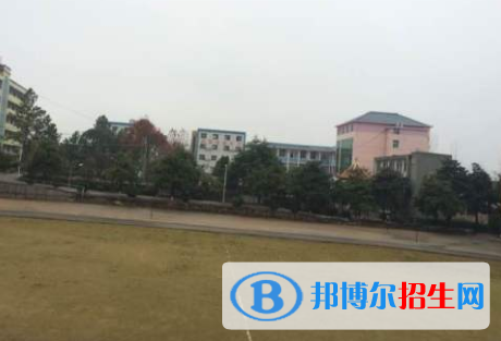 黄冈实验技工学校1