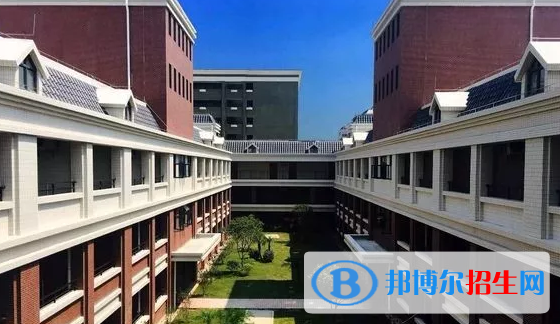 广州华立科技职业学院是几专
