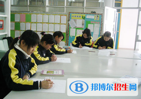 广州国际学校( 祈福英语实验学校)小学部2020年招生办联系电话