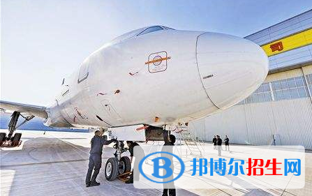 湖北2020年男生上什么航空服务学校比较好