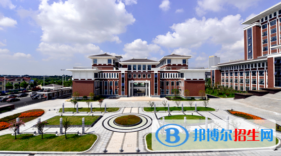 江苏扬中高级中学2022年报名条件、招生要求、招生对象