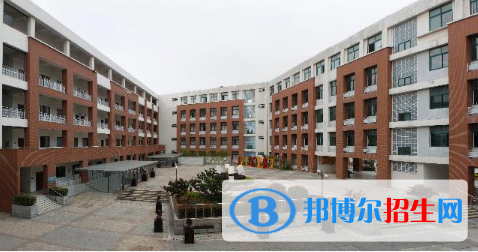 南京板桥中学2022年报名条件、招生要求、招生对象