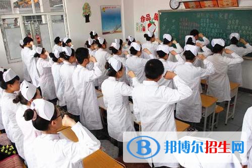 成都2021年初中生可以读卫校吗