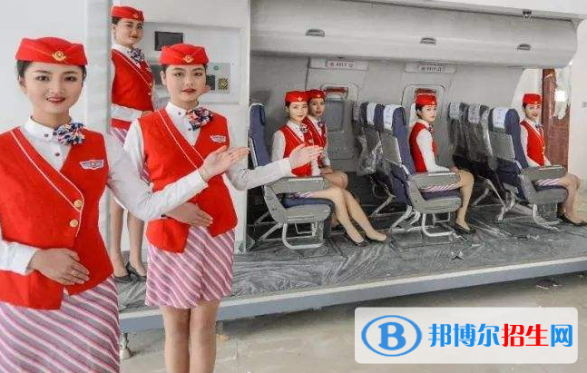 武汉2021年初中生上航空服务学校好吗