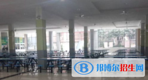 重庆南坪中学校2022年宿舍条件