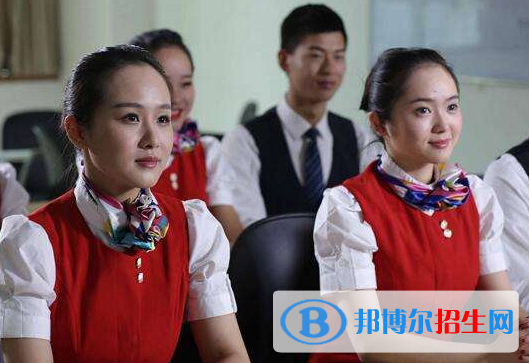 武汉2021年男生读什么航空服务学校
