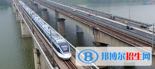 广西2021年初中生可以上的铁路学校