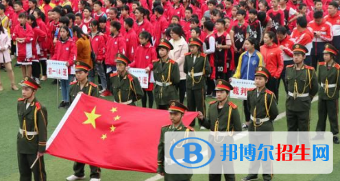 四川岳池顾县中学2022年报名条件、招生要求、招生对象