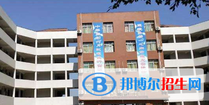 威远县龙会中学2022年招生计划