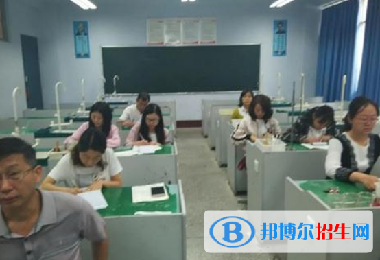 四川省宣汉中学网站网址