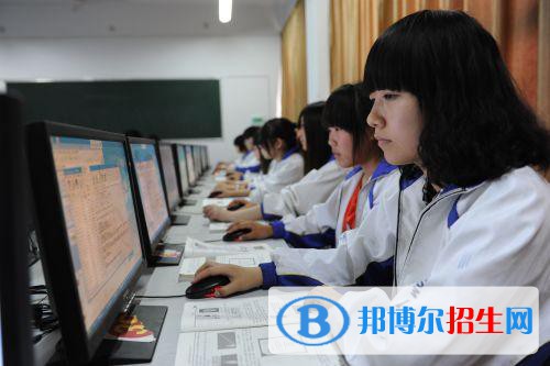 贵州2021年女生学计算机学校好找工作吗