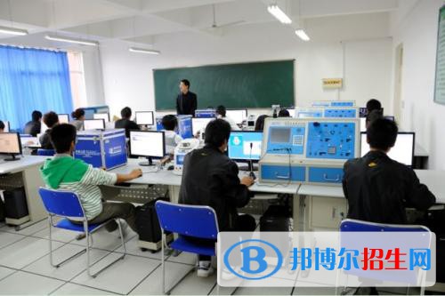 贵州2021年有哪些计算机学校最好