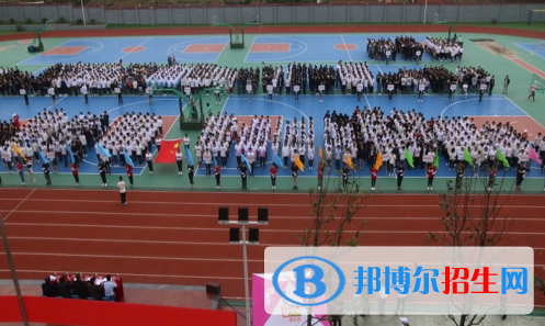 成都2021年女生上中专学校学什么好