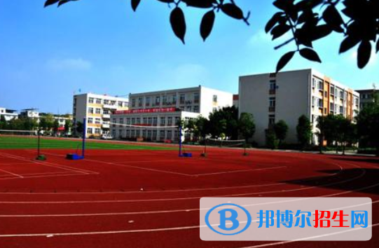 崇州市蜀城中学2022年排名