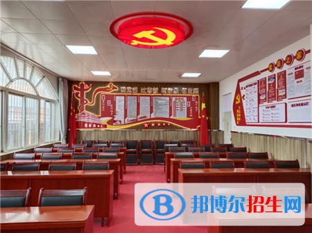 云南省昭通市镇雄县职业高级中学2021招生办联系电话