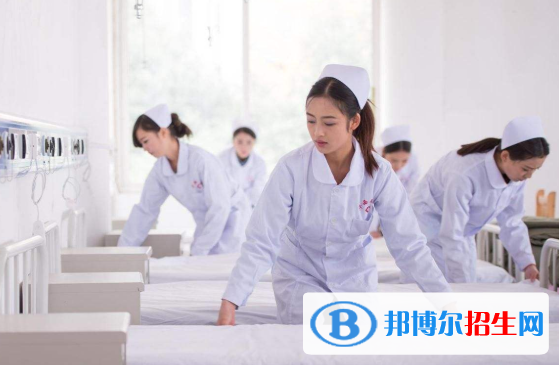 云南2021年卫校学什么的