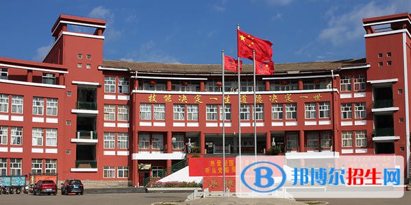 云南2021年现在卫校学什么专业好